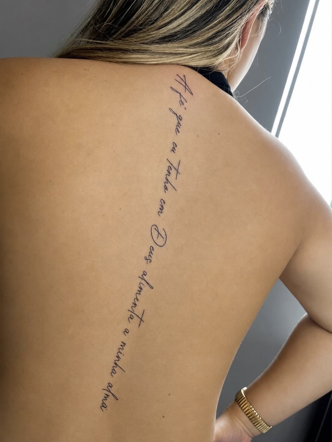 Tatuagem fine line personalizada em Mauá